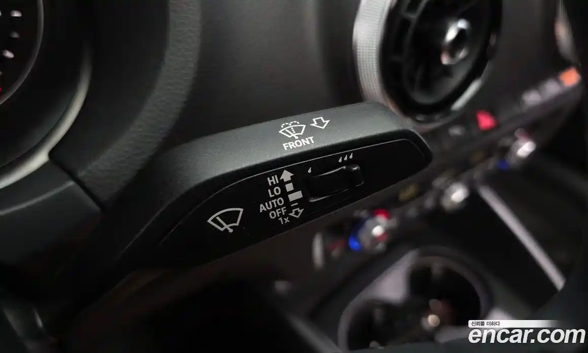Audi A3 2018 2.0 автомат (гидро), фото 23