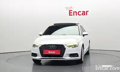 Audi A3 2018 2.0 автомат (гидро), миниатюра 3