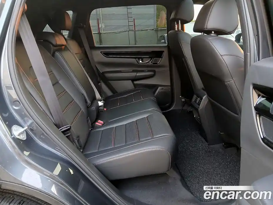 Honda CR-V 2024 2.0 автомат (гидро), фото 14
