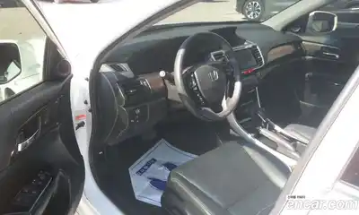 Honda Accord 2017 2.0 автомат (гидро), миниатюра 7