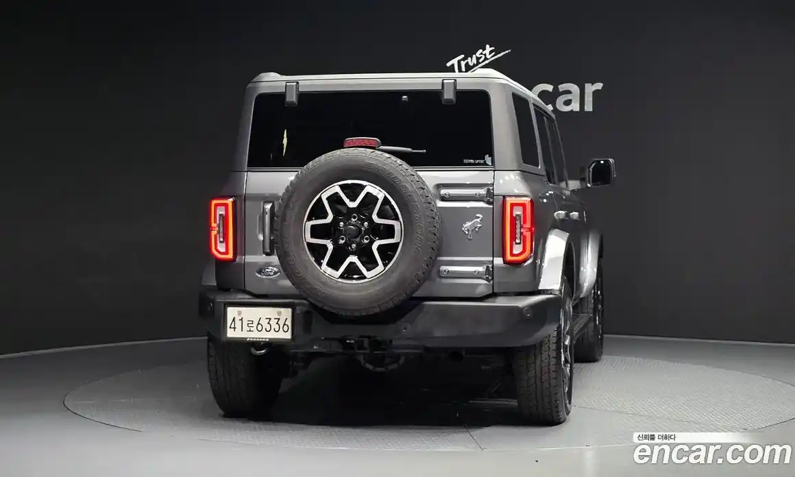 Ford Bronco 2023 2.7 автомат (гидро), фото 4