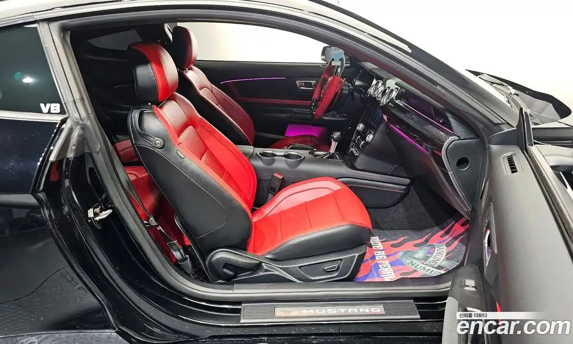 Ford Mustang 2020 5.0 автомат (гидро), фото 15