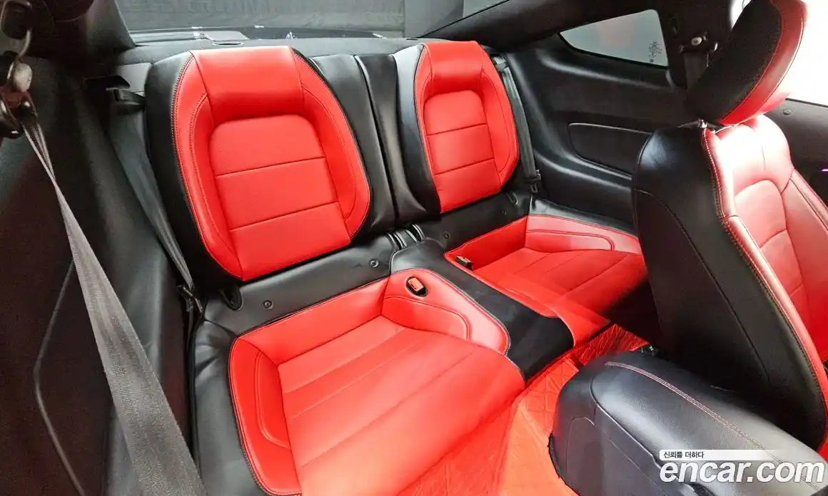 Ford Mustang 2020 5.0 автомат (гидро), фото 16