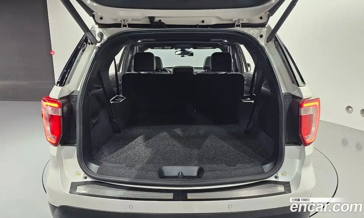 Ford Explorer 2017 2.3 автомат (гидро), фото 19