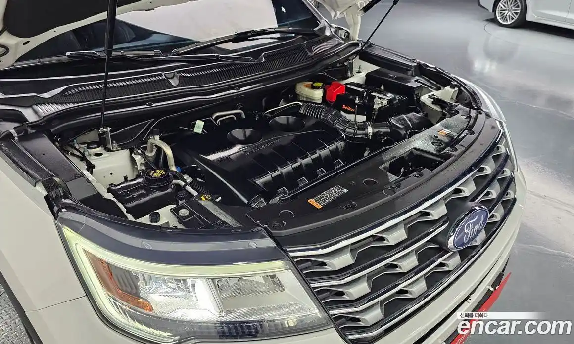 Ford Explorer 2017 2.3 автомат (гидро), фото 6