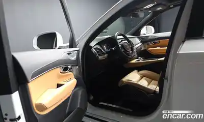 Volvo XC90 2023 2.0 автомат (гидро), миниатюра 10
