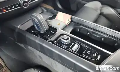 Volvo XC60 2020 2.0 автомат (гидро), миниатюра 12