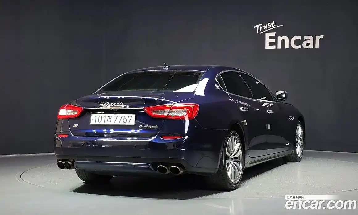 Maserati Quattroporte 2015 3.0 автомат (гидро), фото 2 Maserati Quattroporte 2015 3.0 автомат (гидро), фото 2