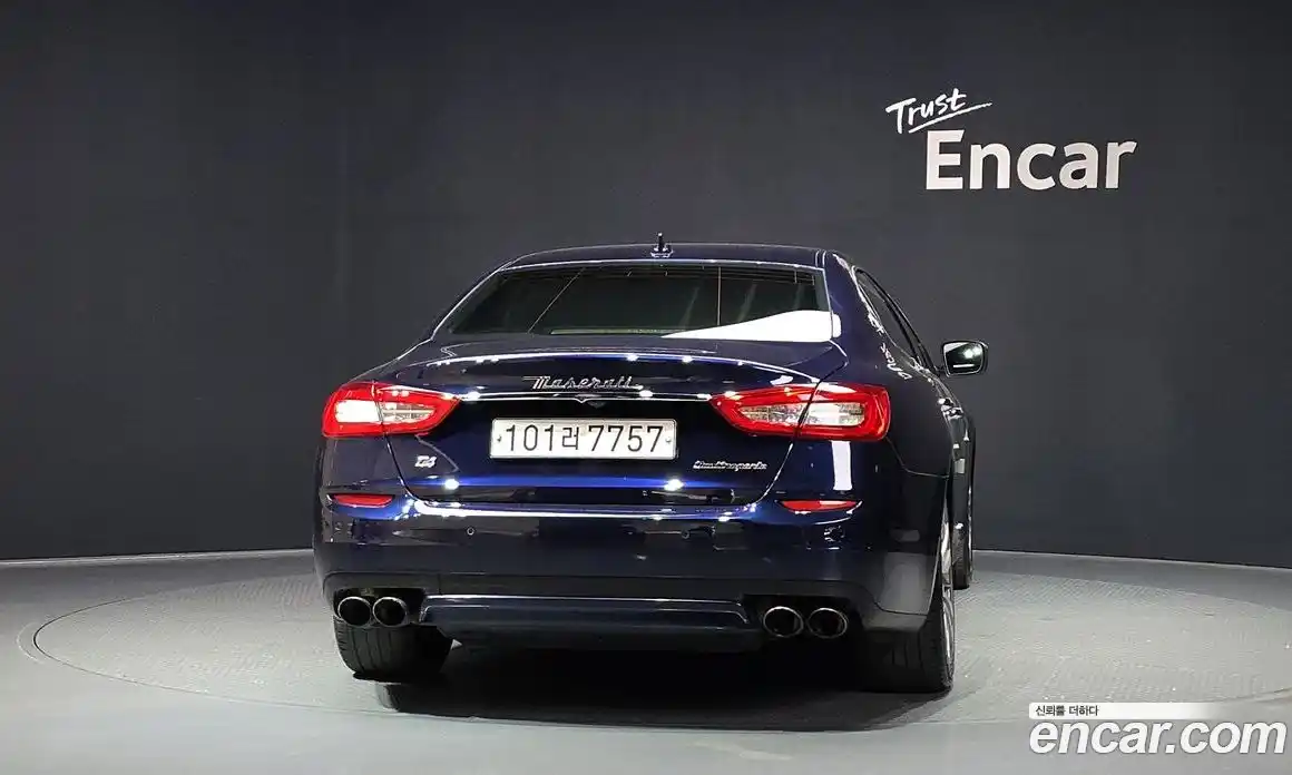 Maserati Quattroporte 2015 3.0 автомат (гидро), фото 4 Maserati Quattroporte 2015 3.0 автомат (гидро), фото 4