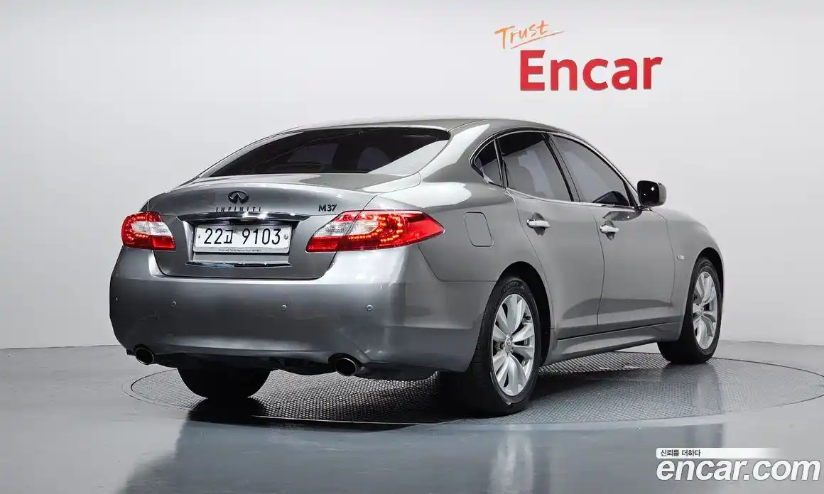 Infiniti M 2010 3.7 автомат (гидро), фото 2 Infiniti M 2010 3.7 автомат (гидро), фото 2