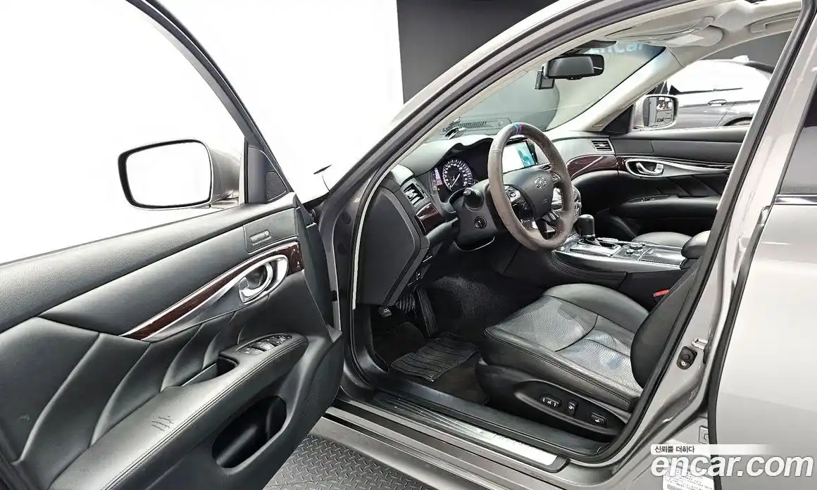Infiniti M 2010 3.7 автомат (гидро), фото 10 Infiniti M 2010 3.7 автомат (гидро), фото 10