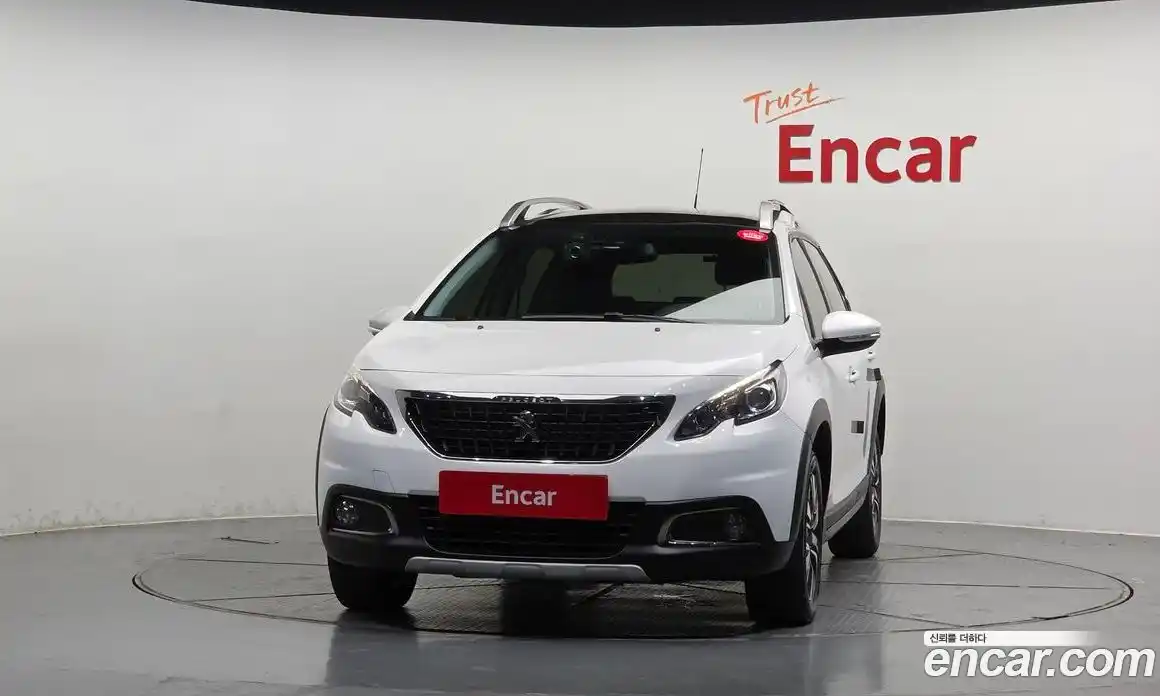 Peugeot 2008 2018 1.6 автомат (гидро), фото 3