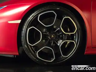 Lamborghini Huracan 2017 5.2 автомат (гидро), миниатюра 5 Lamborghini Huracan 2017 5.2 автомат (гидро), миниатюра 5