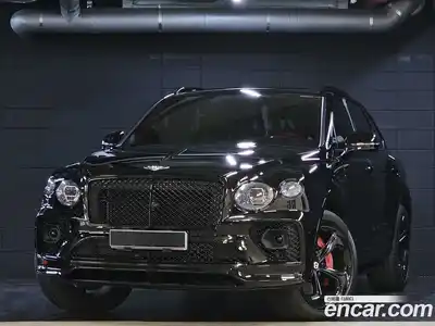 Bentley Bentayga 2022 4.0 автомат (гидро), миниатюра 1 Bentley Bentayga 2022 4.0 автомат (гидро), миниатюра 1