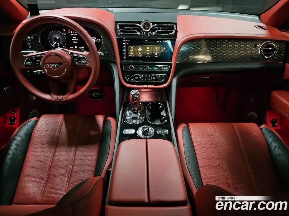Bentley Bentayga 2022 4.0 автомат (гидро), фото 20 Bentley Bentayga 2022 4.0 автомат (гидро), фото 20