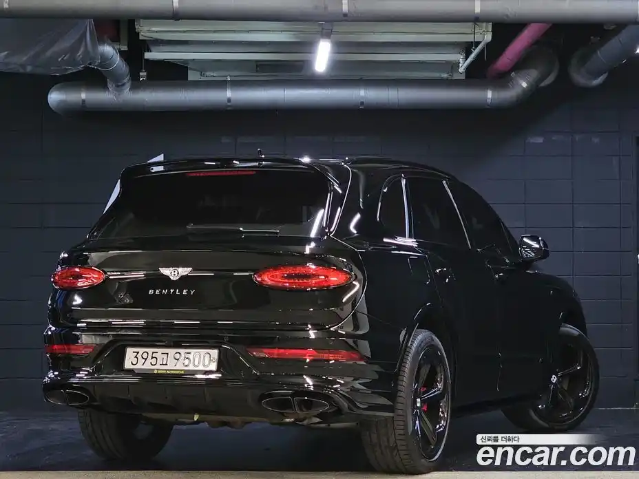 Bentley Bentayga 2022 4.0 автомат (гидро), фото 5 Bentley Bentayga 2022 4.0 автомат (гидро), фото 5