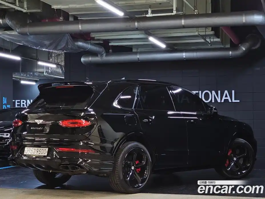 Bentley Bentayga 2022 4.0 автомат (гидро), фото 6 Bentley Bentayga 2022 4.0 автомат (гидро), фото 6