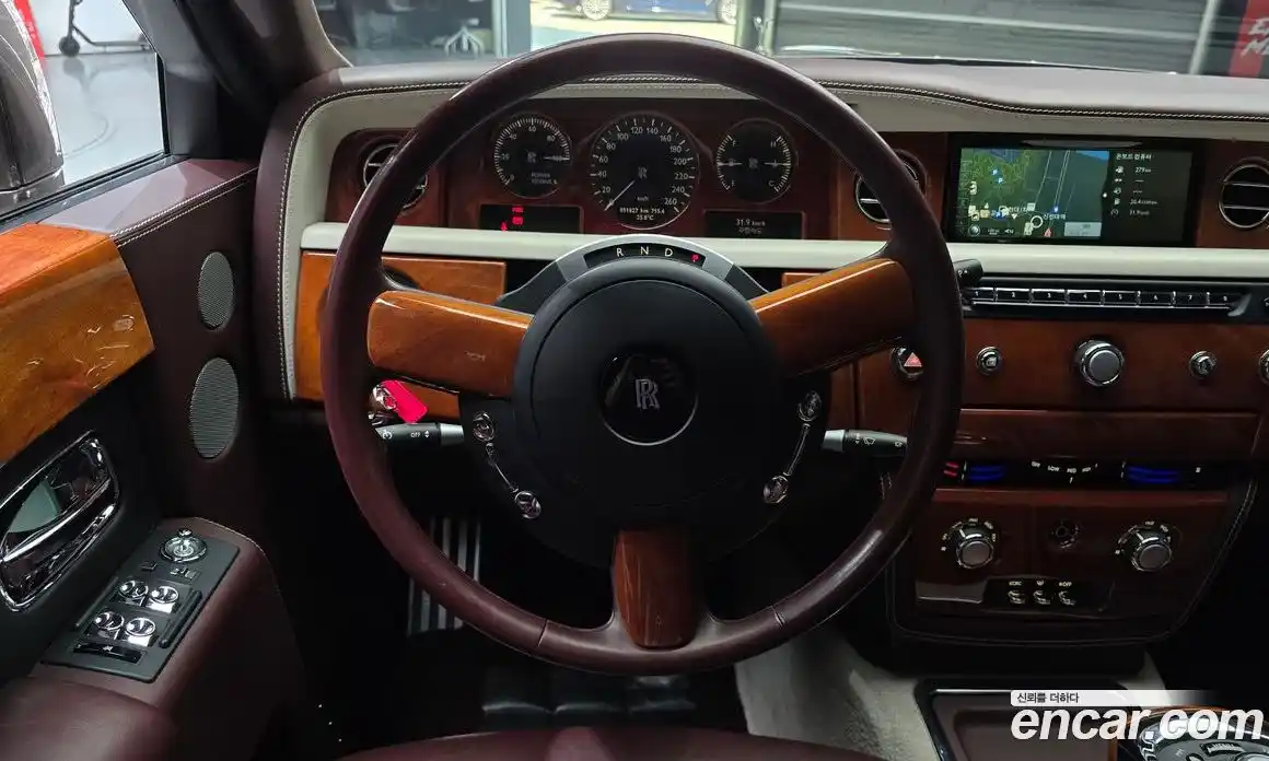 Rolls-Royce Phantom 2014 6.7 автомат (гидро), фото 13 Rolls-Royce Phantom 2014 6.7 автомат (гидро), фото 13