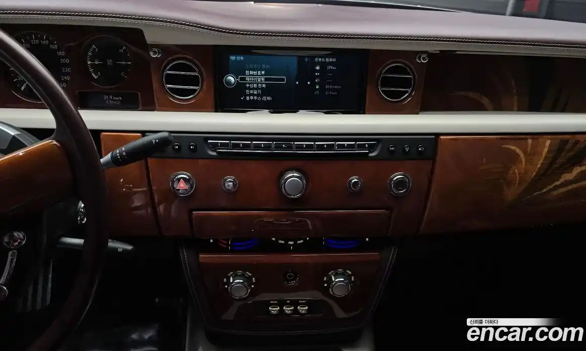 Rolls-Royce Phantom 2014 6.7 автомат (гидро), фото 14 Rolls-Royce Phantom 2014 6.7 автомат (гидро), фото 14