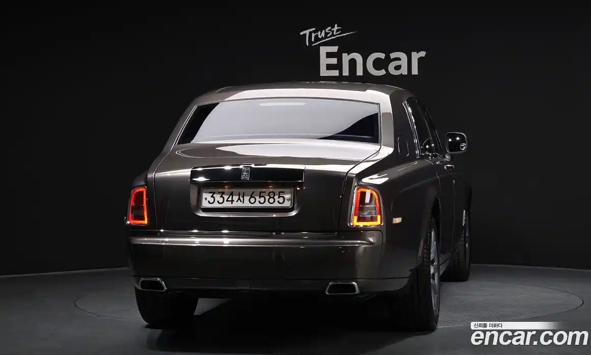 Rolls-Royce Phantom 2014 6.7 автомат (гидро), фото 4 Rolls-Royce Phantom 2014 6.7 автомат (гидро), фото 4