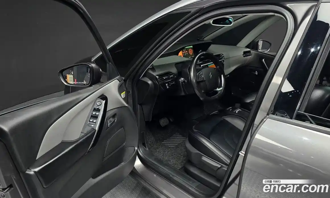 Citroen C4 Picasso 2018 1.6 автомат (гидро), фото 11 Citroen C4 Picasso 2018 1.6 автомат (гидро), фото 11