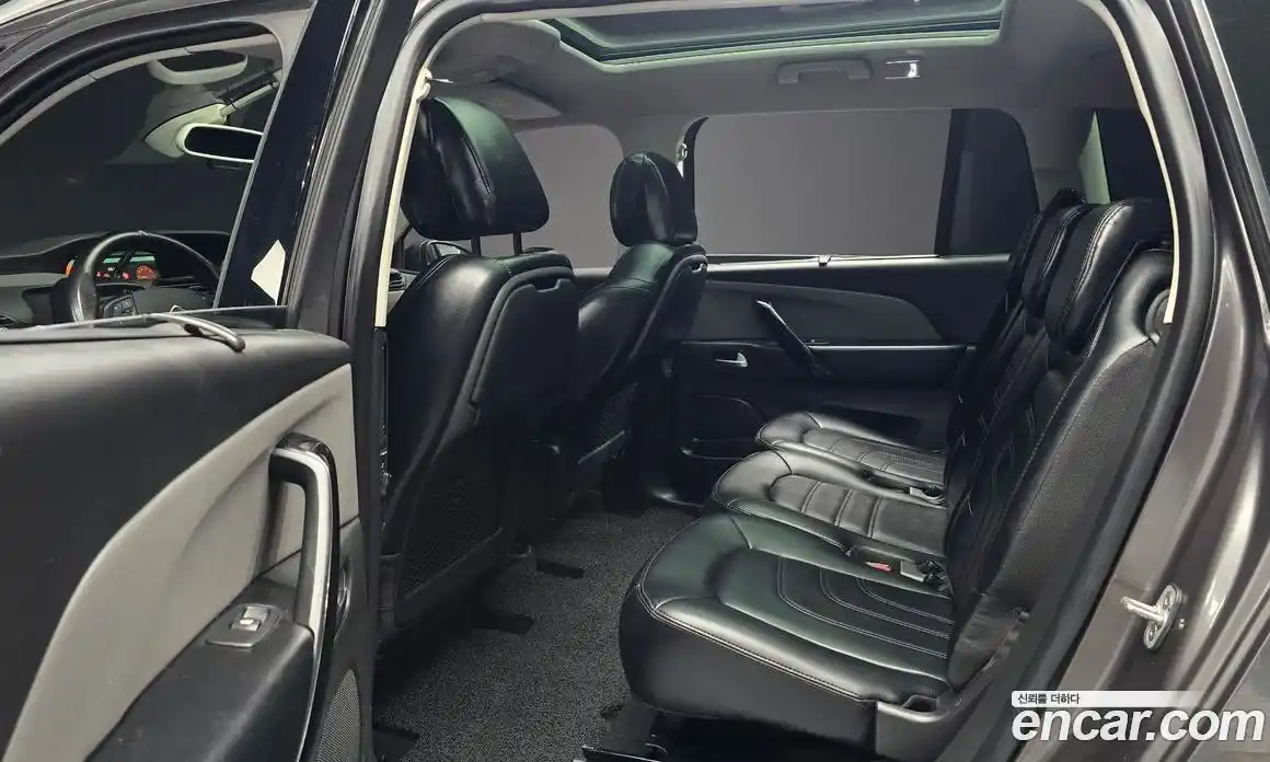 Citroen C4 Picasso 2018 1.6 автомат (гидро), фото 12 Citroen C4 Picasso 2018 1.6 автомат (гидро), фото 12