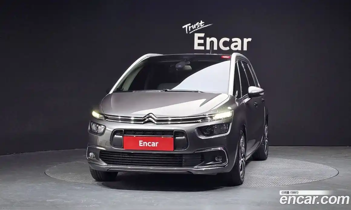 Citroen C4 Picasso 2018 1.6 автомат (гидро), фото 3 Citroen C4 Picasso 2018 1.6 автомат (гидро), фото 3