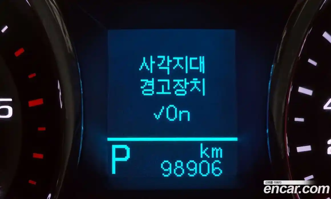 Chevrolet Captiva 2016 2.0 автомат (гидро), фото 15