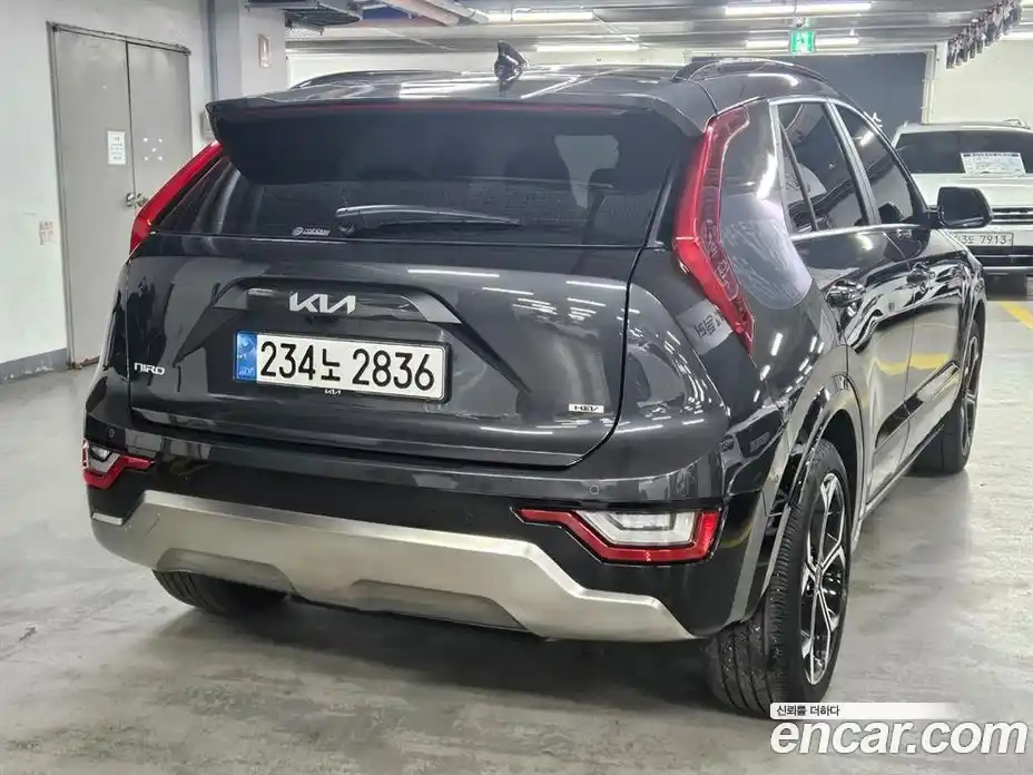 Kia Niro 2024 1.6 автомат (гидро), фото 3