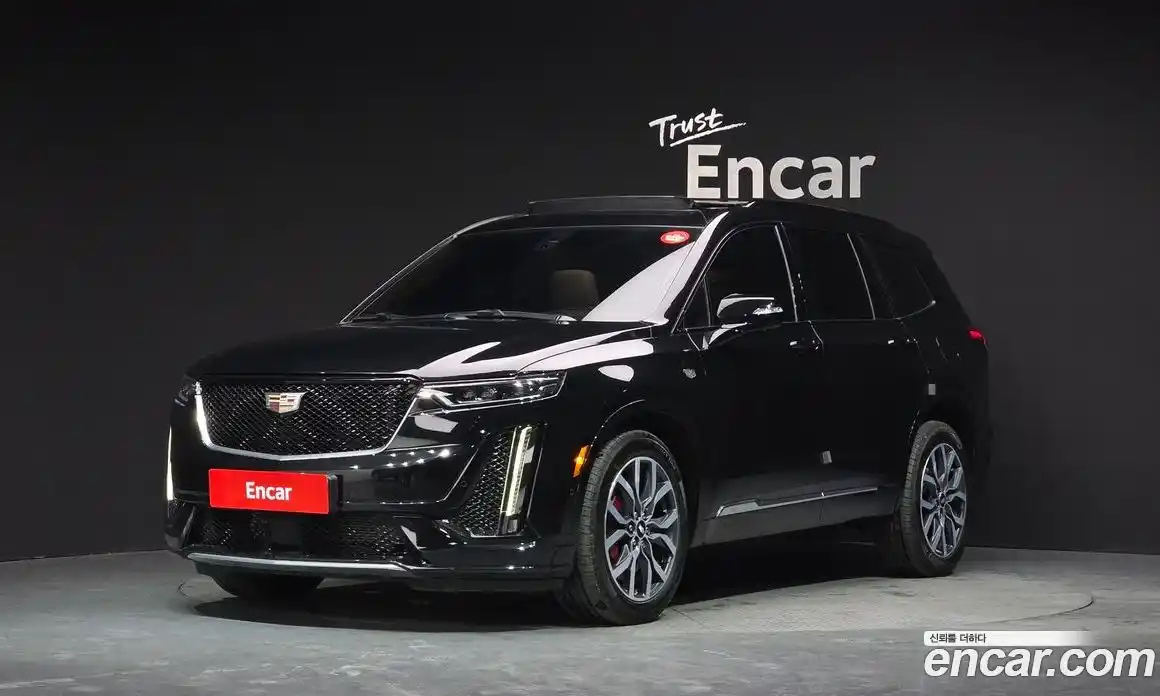 Cadillac XT6 2023 3.6 автомат (гидро), фото 1 Cadillac XT6 2023 3.6 автомат (гидро), фото 1