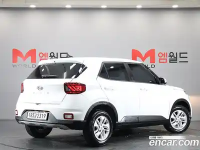 Hyundai Venue 2020 1.6 автомат (гидро), миниатюра 3