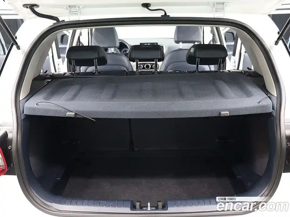 Hyundai Venue 2020 1.6 автомат (гидро), фото 5