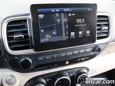 Hyundai Venue 2020 1.6 автомат (гидро), миниатюра 8