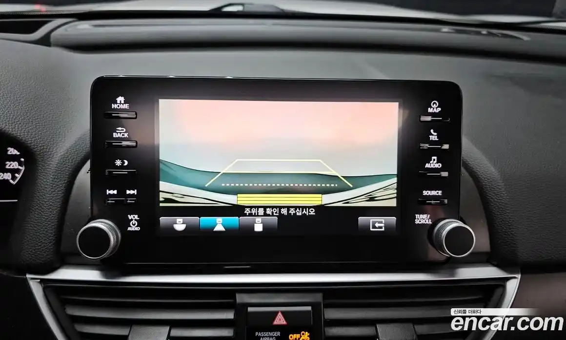 Honda Accord 2019 2.0 автомат (гидро), фото 21