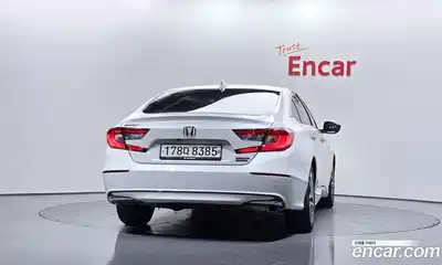 Honda Accord 2019 2.0 автомат (гидро), миниатюра 4