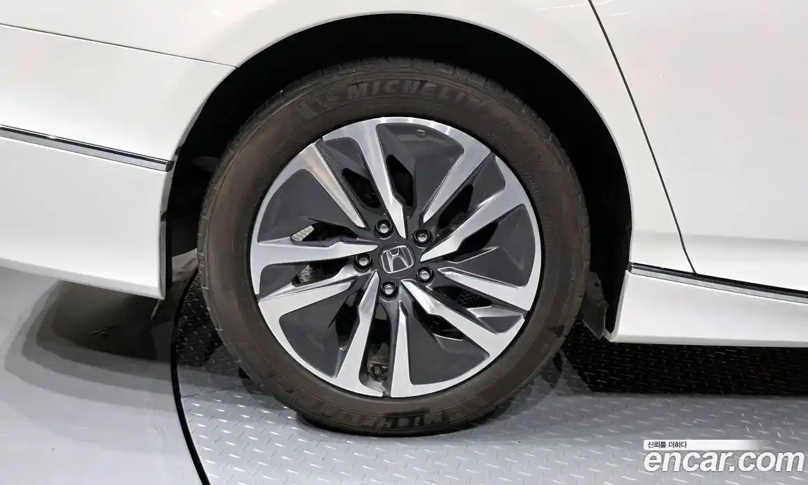 Honda Accord 2019 2.0 автомат (гидро), фото 5