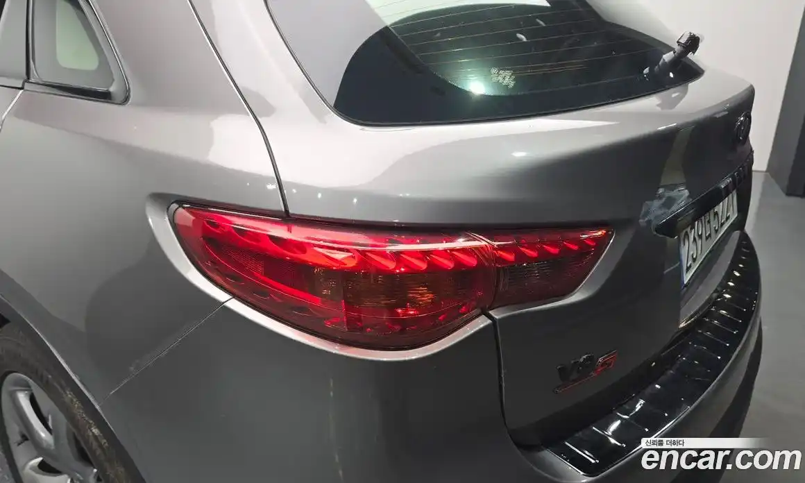 Infiniti FX 2009 5.0 автомат (гидро), фото 8 Infiniti FX 2009 5.0 автомат (гидро), фото 8