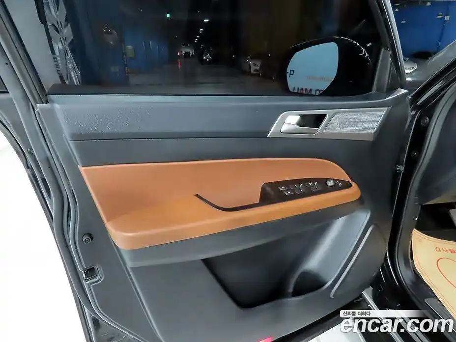 SsangYong Rexton 2019 2.2 автомат (гидро), фото 13