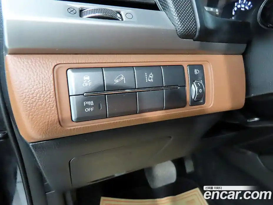 SsangYong Rexton 2019 2.2 автомат (гидро), фото 14