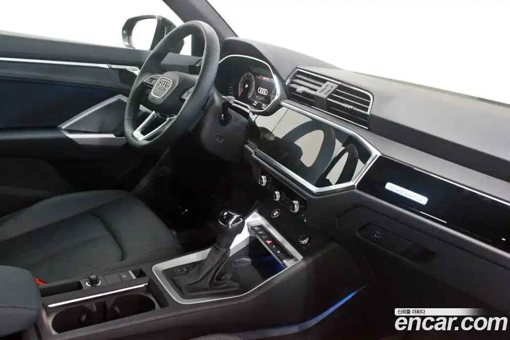 Audi Q3 2026 2.0 автомат (гидро), фото 20
