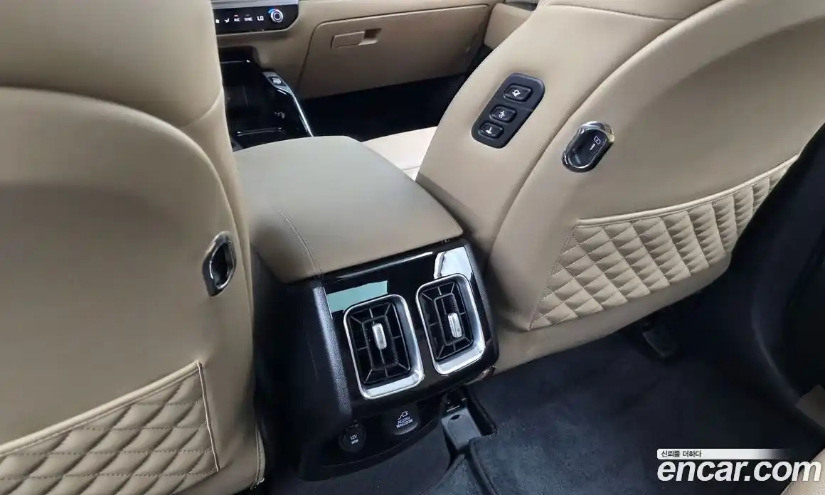 Kia Sorento 2024 1.6 автомат (гидро), фото 23