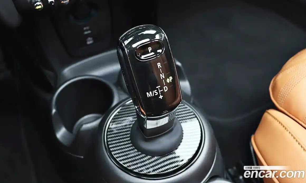 Mini Cooper 2023 2.0 автомат (гидро), фото 12
