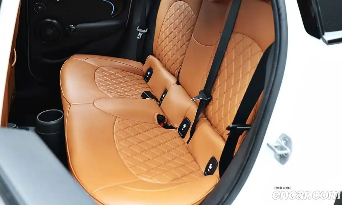 Mini Cooper 2023 2.0 автомат (гидро), фото 10