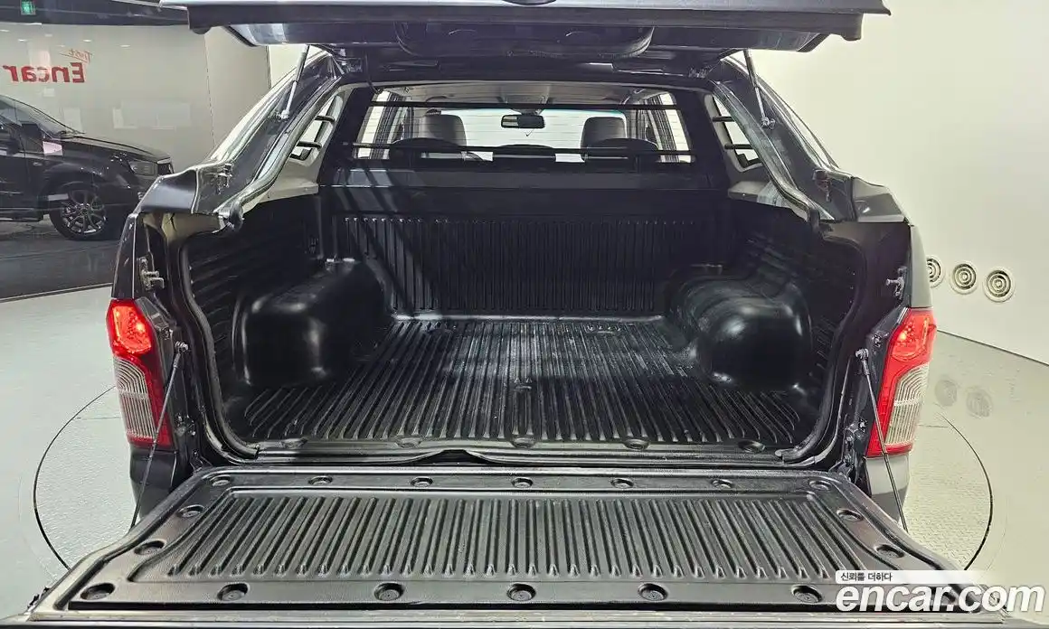 SsangYong Korando 2014 2.0 автомат (гидро), фото 20