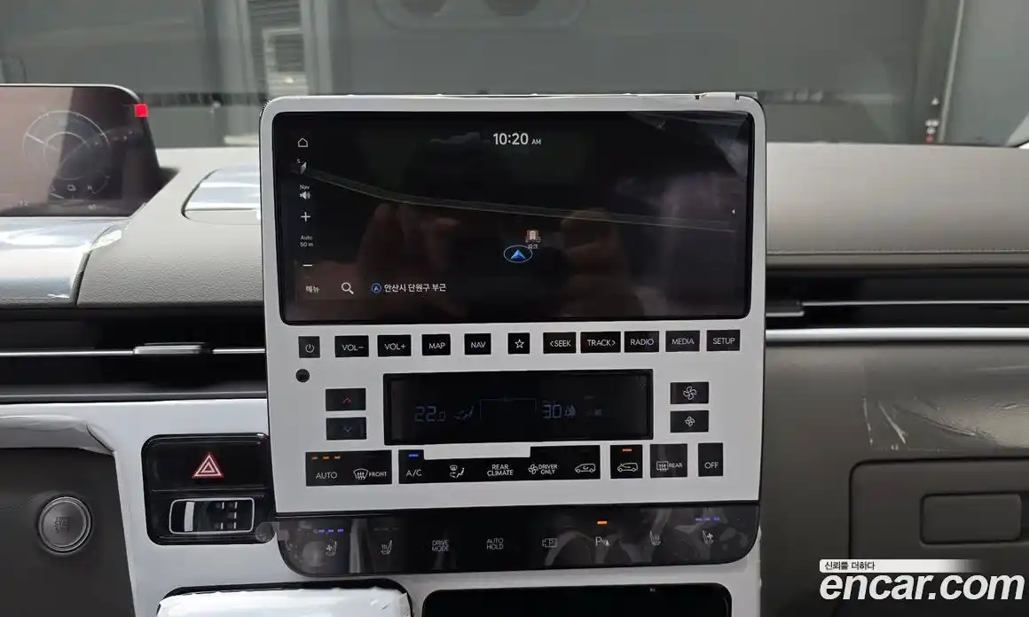 Hyundai Staria 2025 1.6 автомат (гидро), фото 18