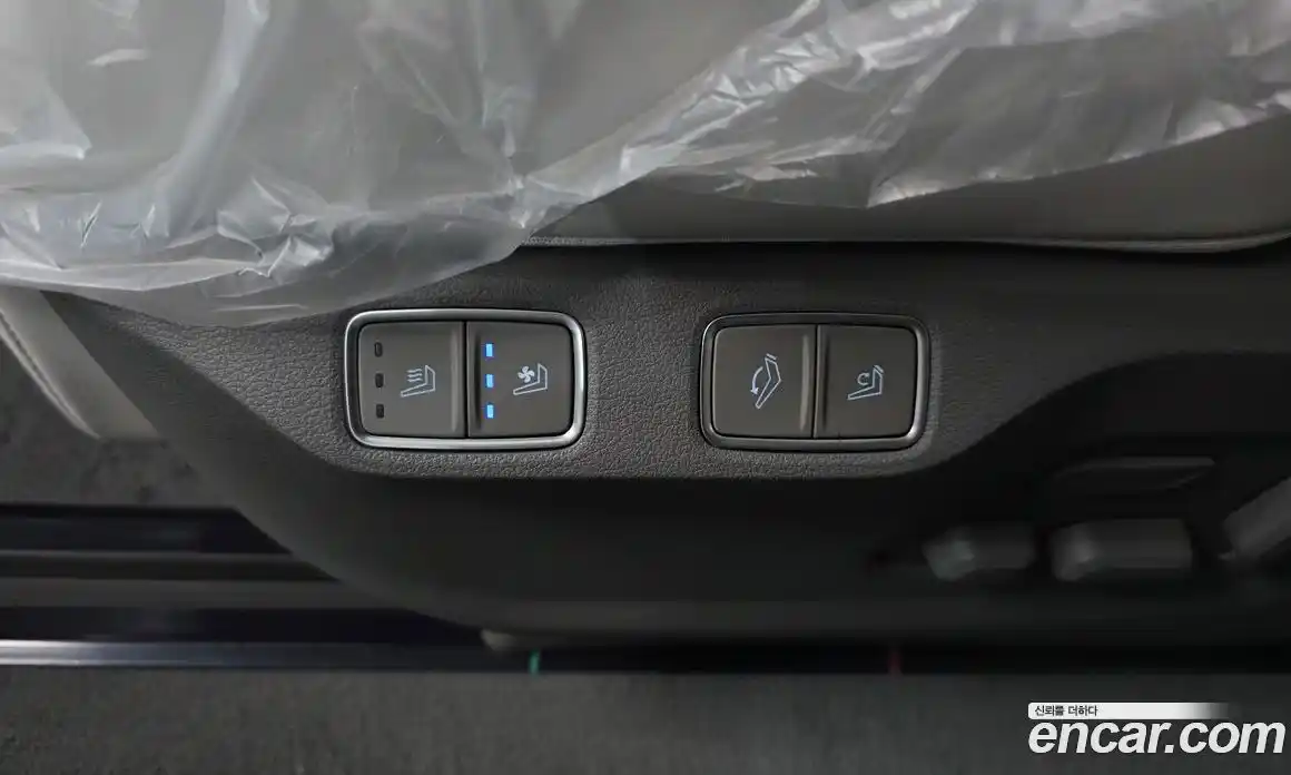 Hyundai Staria 2025 1.6 автомат (гидро), фото 19