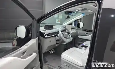 Hyundai Staria 2025 1.6 автомат (гидро), миниатюра 10