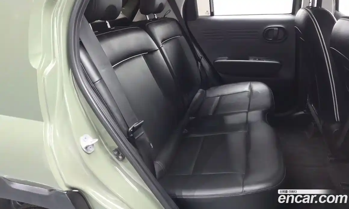 Hyundai Casper 2022 1.0 автомат (гидро), фото 17