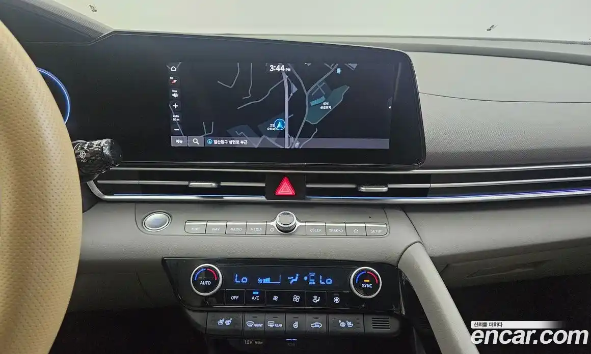 Hyundai Avante 2024 1.6 автомат (гидро), фото 15