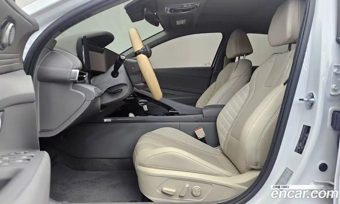 Hyundai Avante 2024 1.6 автомат (гидро), фото 10